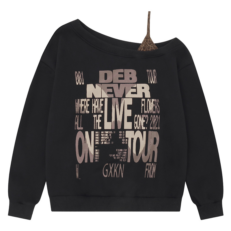 Slanted shoulder off shoulder short hoodie with stacked leopard print — image 2