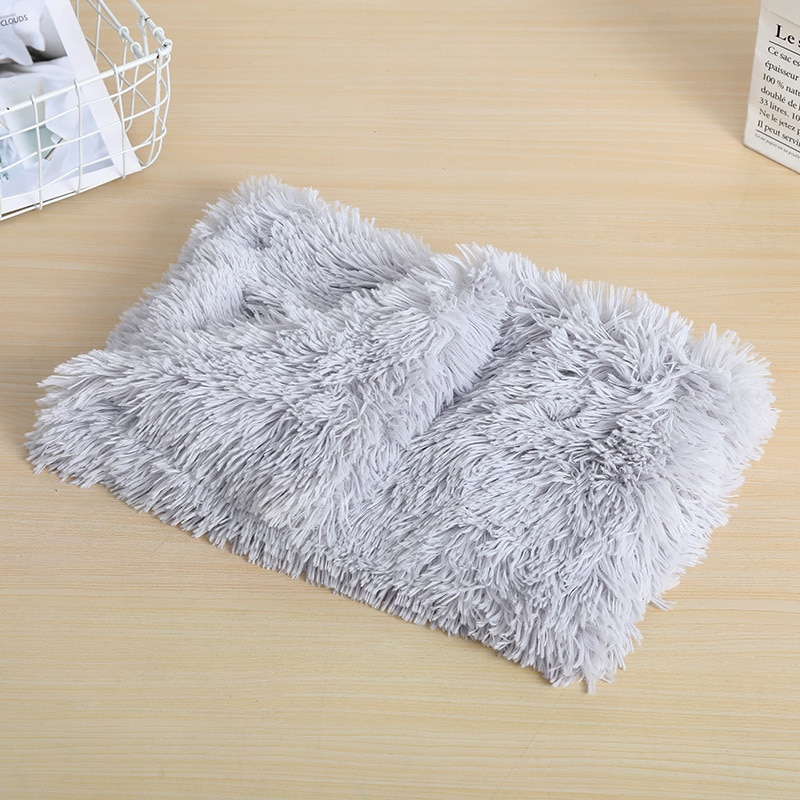 Manta de Plush para Perros y Gatos: Cubreleta Suave y Caliente para Dormir, Tamaño Pequeño, Medio, Grande — imagen 7