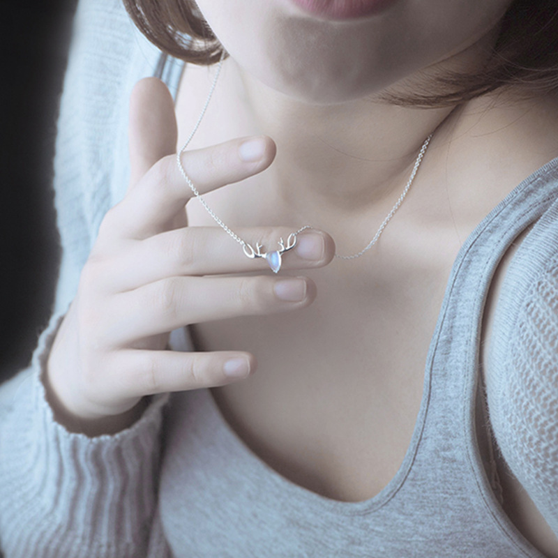 Cuello de Sello de Oro 925 con Peral de Luna del Bosque y Pendiente de Ciervo — imagen 5