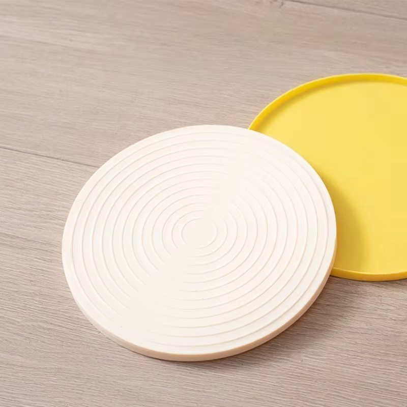 Mantas para comida de mascotas: impermeables, antideslizantes y fáciles de limpiar para tazas y útiles caninos y felinos — imagen 4