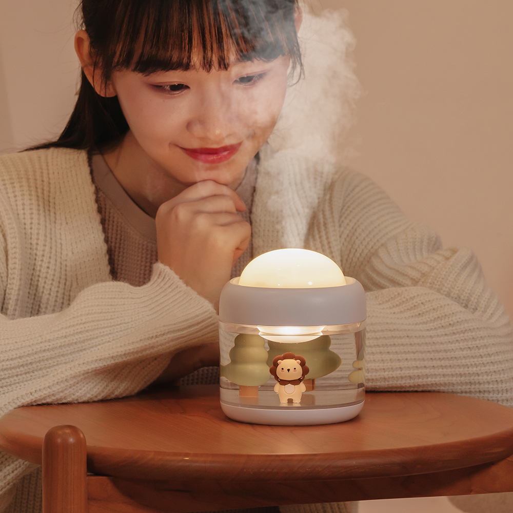 Projection Humidifier Rotary Projection Mini Cute Pet Household USB Small Desktop Humidifier Gift — image 6