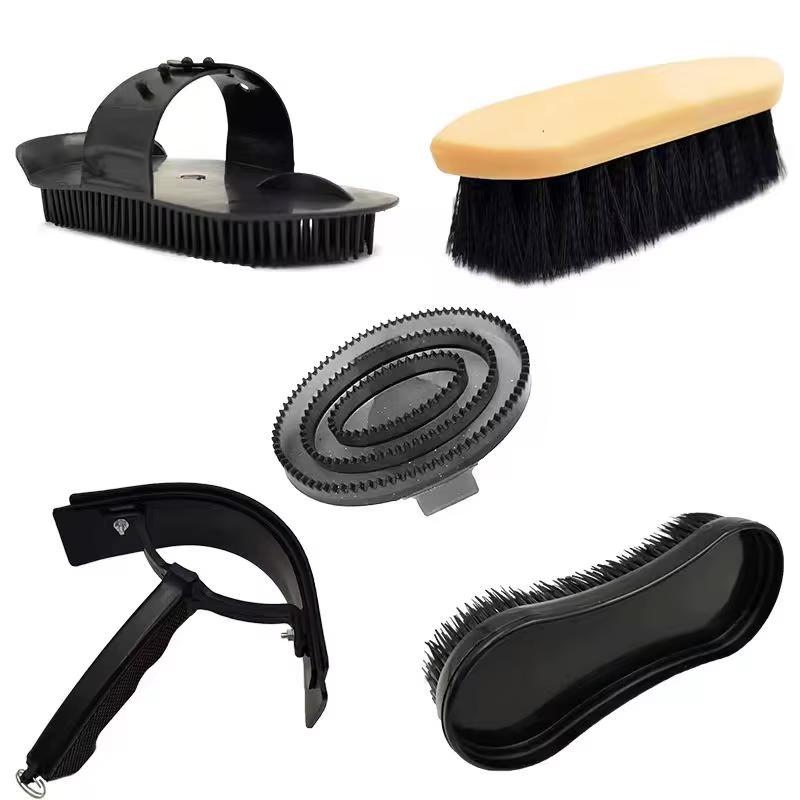 Horse Grooming Kit 5Pcs Horse Cleaning Brush Set Curry Comb Mane Puller Hoof Pick Equestrian Horse Care Tools — image 4