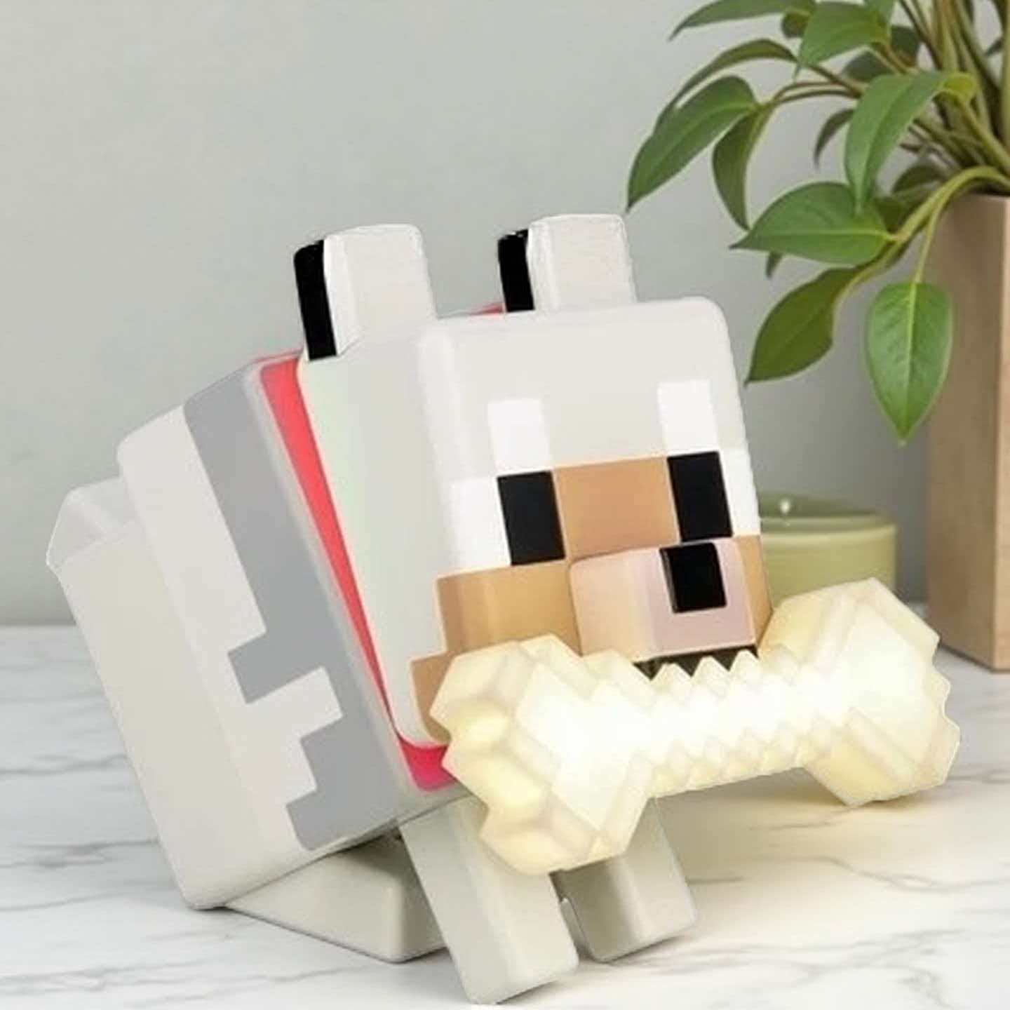 Minecraft Wolf Dog Touch Lamp, Ambient Night Light Game Merchandise Ornament, Christmas Gift Decor — image 3