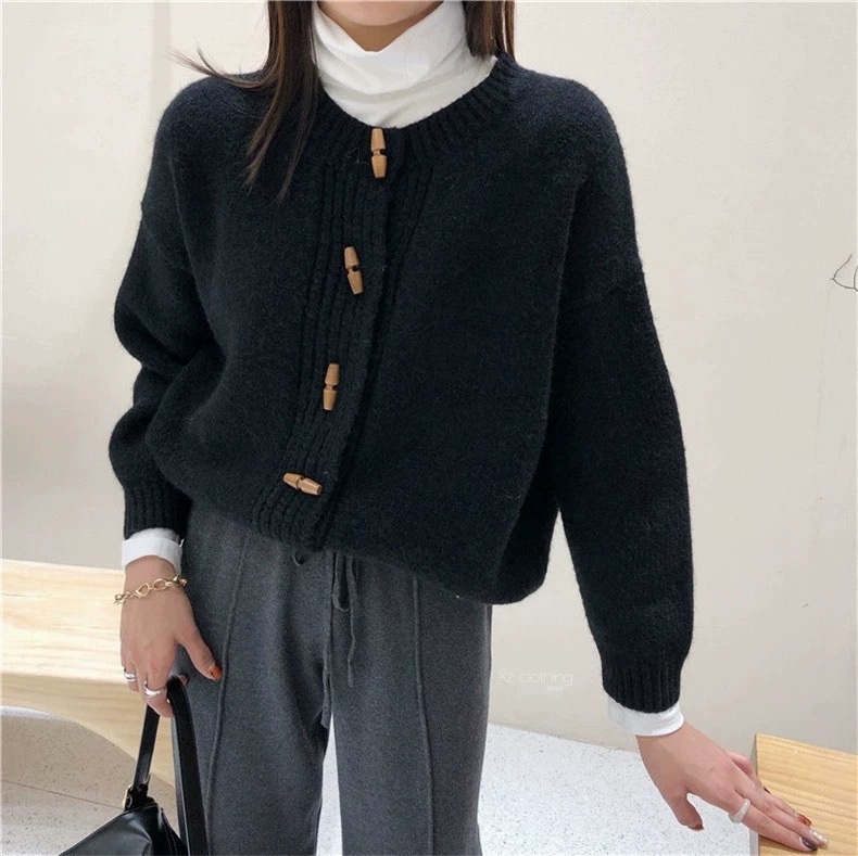Lazy sweater women's short jacket round neck cow horn button jacket — image 12