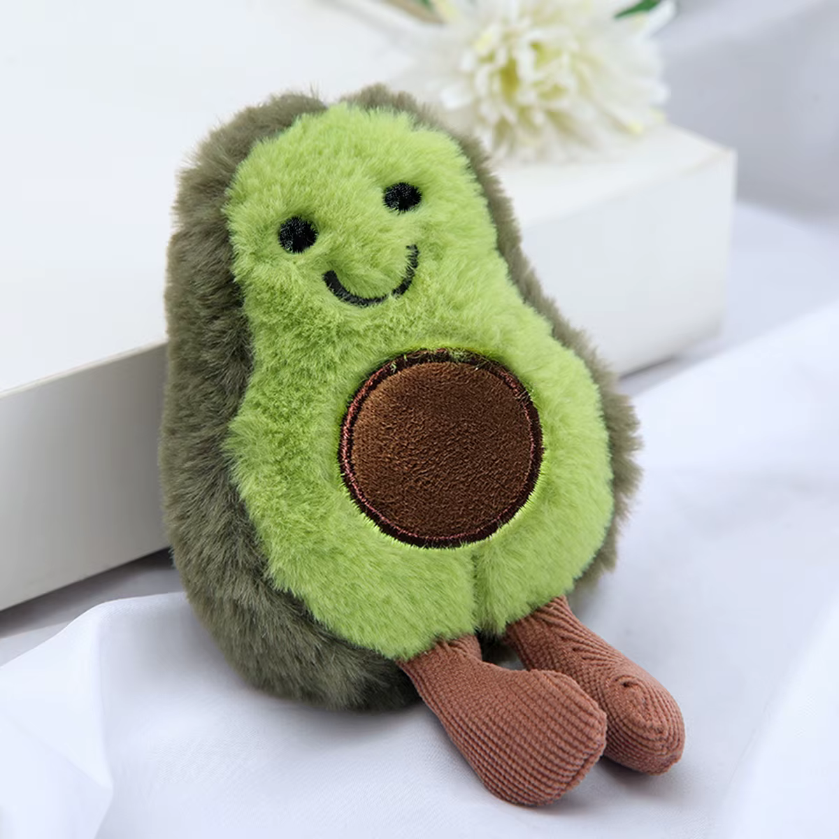 Un Lindo Juguete de Peluche de Aguacate para Mascotas, Adecuado para la Compañía Diaria de Perros Pequeños y Medianos — imagen 1
