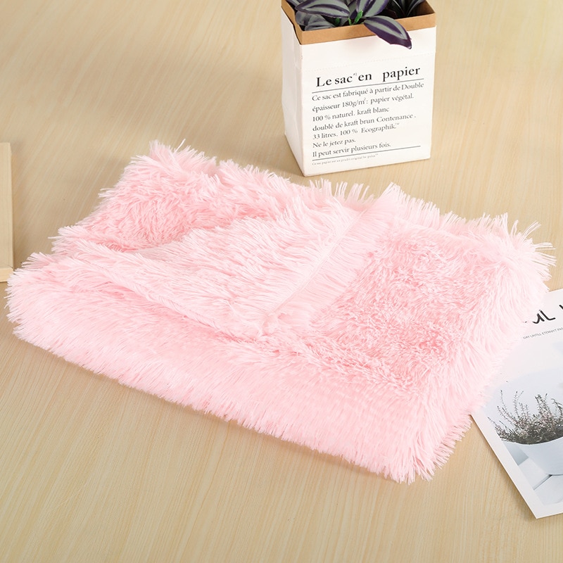 Manta de Plush para Perros y Gatos: Cubreleta Suave y Caliente para Dormir, Tamaño Pequeño, Medio, Grande — imagen 13