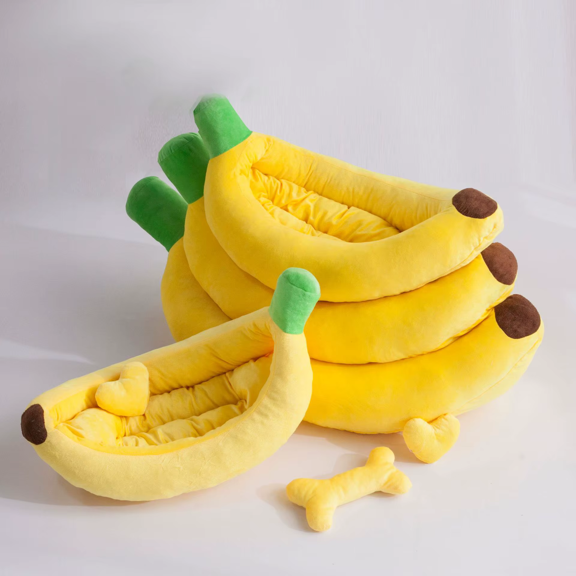 Interesting banana Warm Kennel Cat House Cat Dog lounger Bed Pet Small Dog Pet Bed — image 1