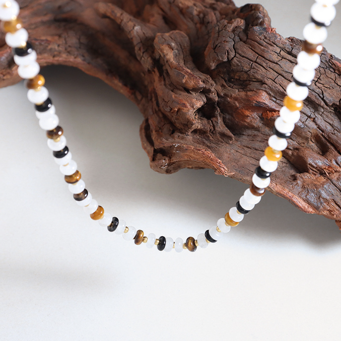 Personalized zebra patterned white jade tiger eye stone beaded black agate various materials niche design and feminine neck — image 4