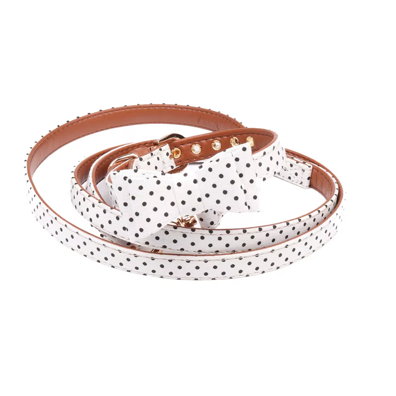 Collar y Guía para Perros Pequeños con Bandana de Cuero Suave, Adorno de Raso, Collar para Gatos - Perfecto para Chihuahuas y Animales de Compañía — imagen 3