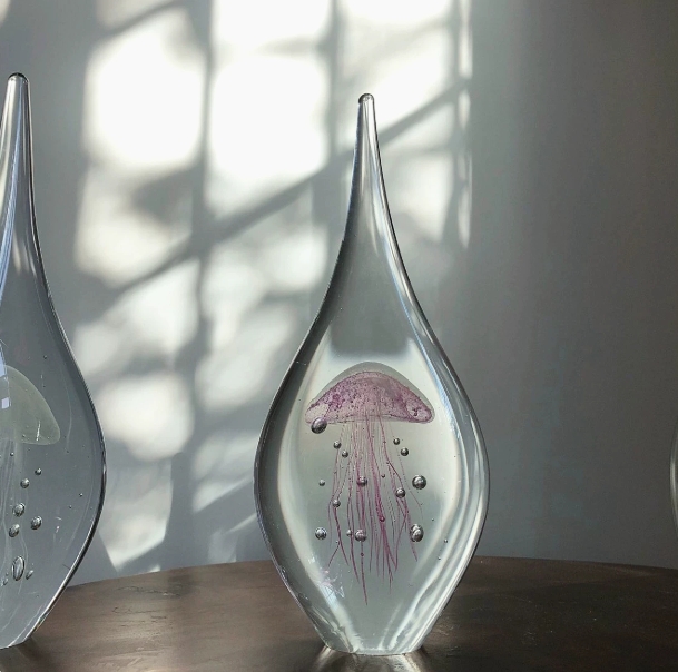 Lijiao glass crystal ball home decoration item, luminous jellyfish animal — image 2