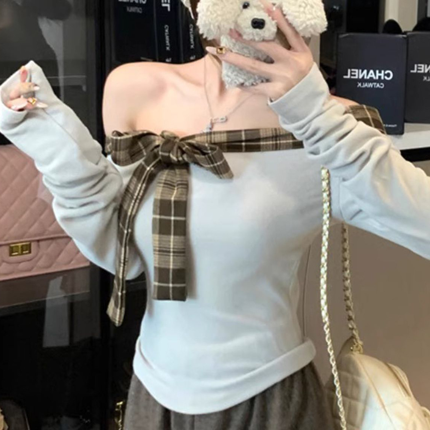Sweet and Spicy Girl Plaid Patchwork Off-the-Shoulder T-Shirt for Women, Butterfly Knot Slim Fit Long Sleeve Top — image 2