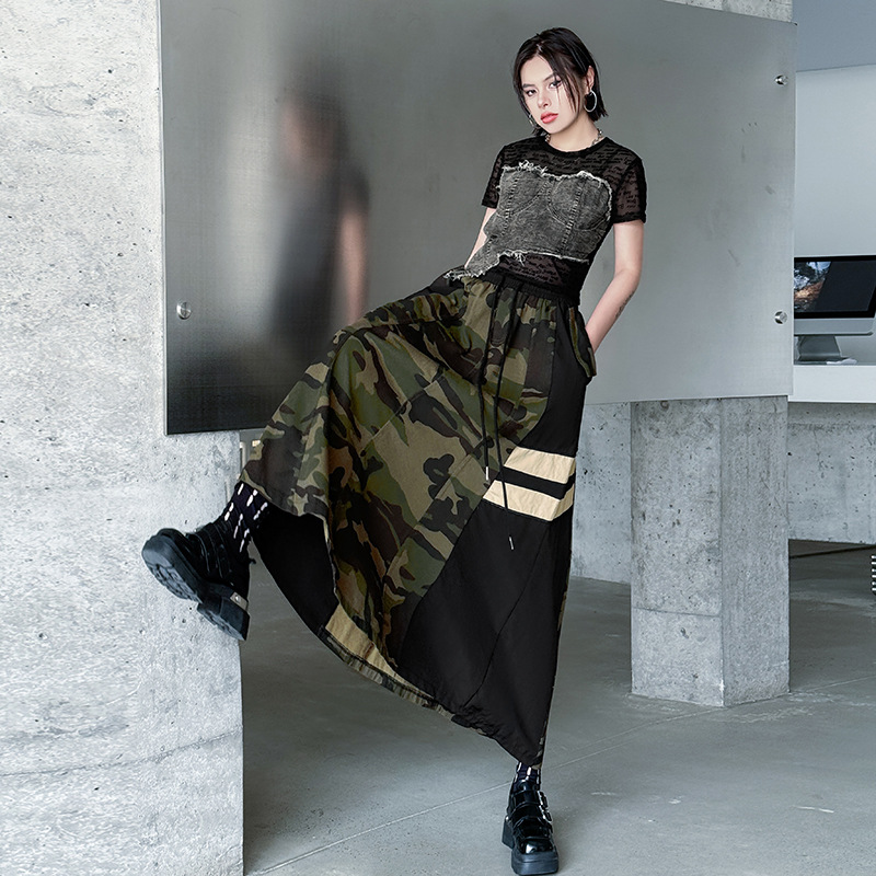 Retro camouflage leopard print denim high waisted skirt — image 4