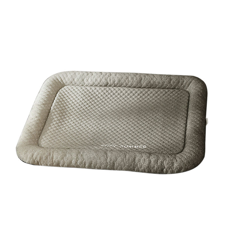Cooling Pet Pad for Summer – Breathable Cold‑Silk Ice Mat, Gentle on Skin, Gradient Colors — image 1