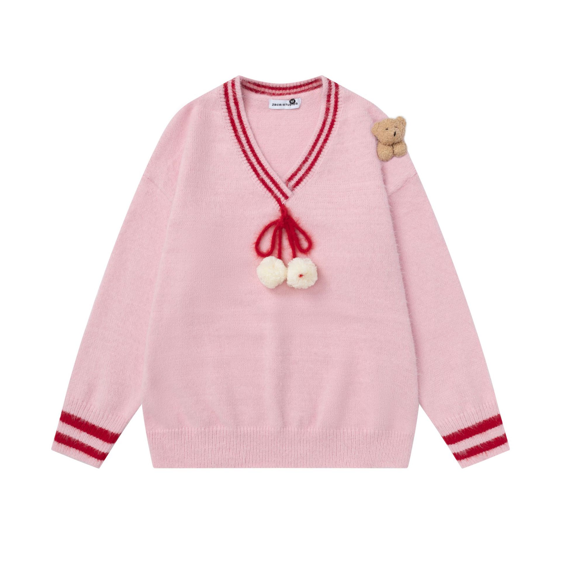 V-neck teddy bear pendant sweater — image 7