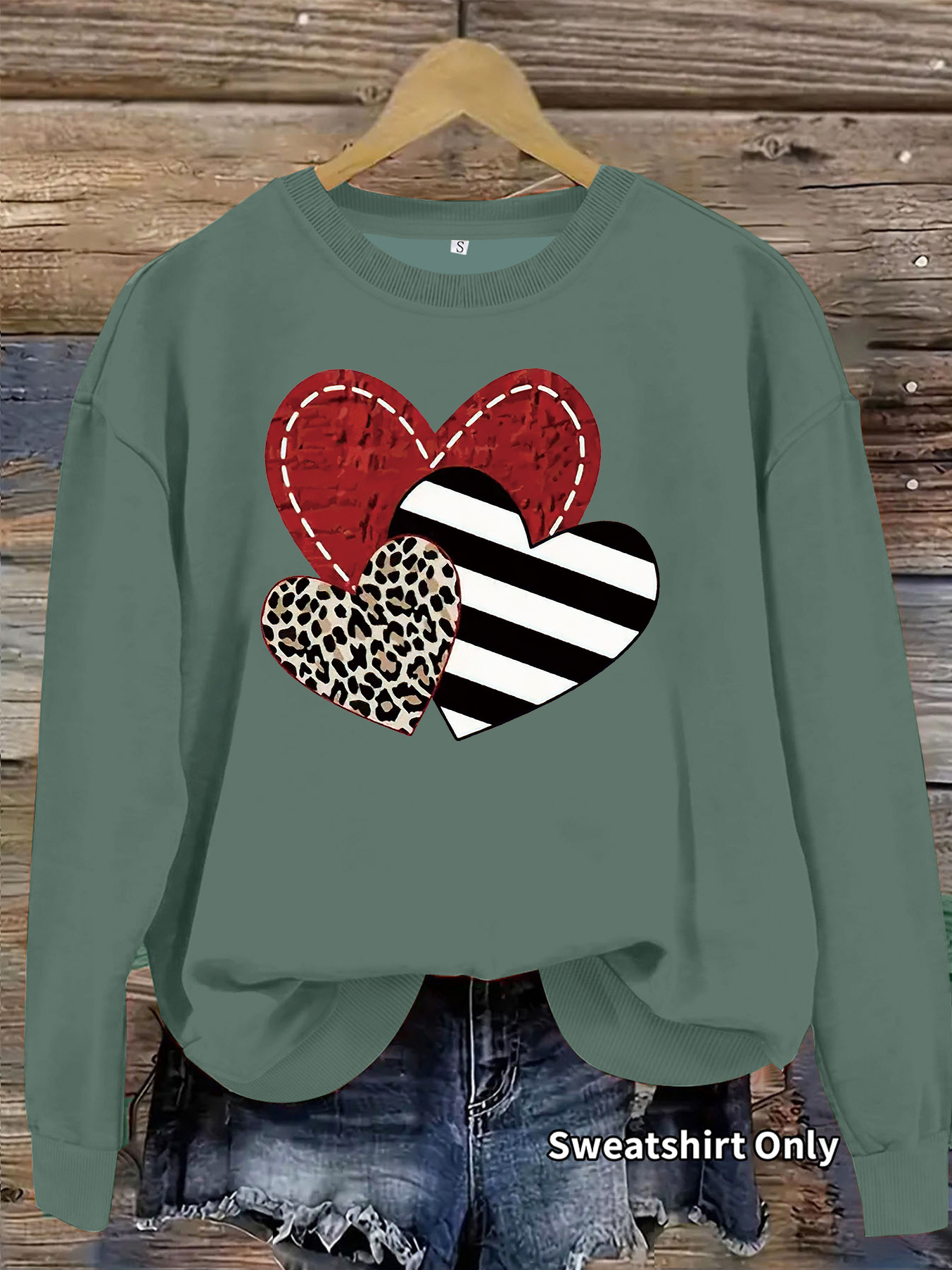 Leopard striped heart-shaped printed sweatshirt — image 9
