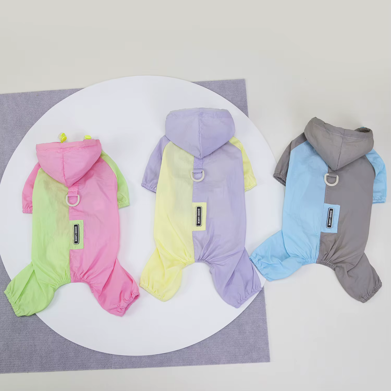 Pet dog clothes pet four-legged waterproof outdoor pet clothing autumn and winter three-color lightweight four-legged clothing — image 2