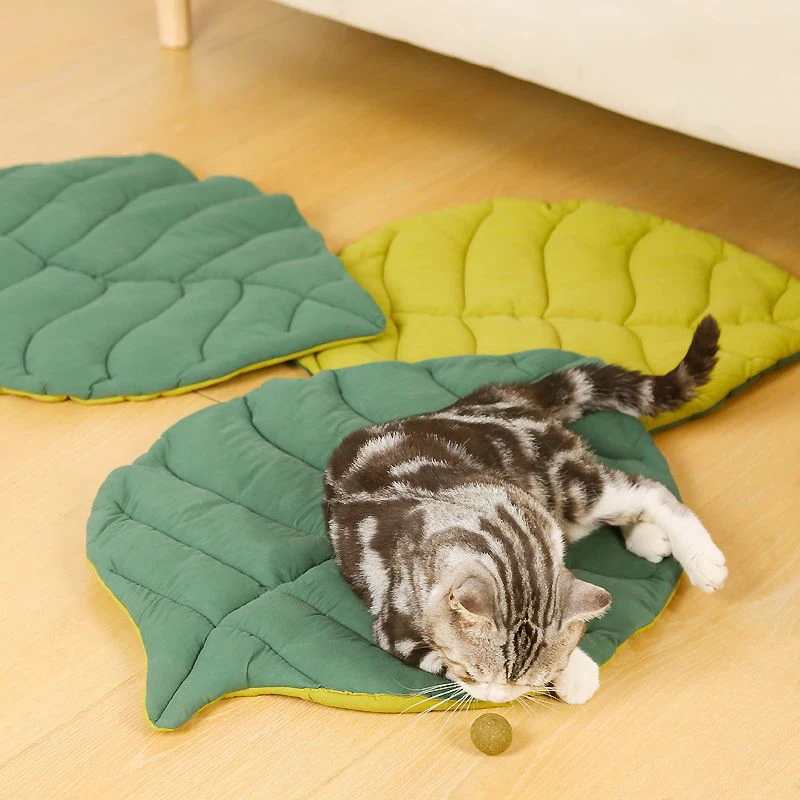 Manta de Almohada para Gatos y Perros con Forma de Hoja de Algodón Suave — imagen 1