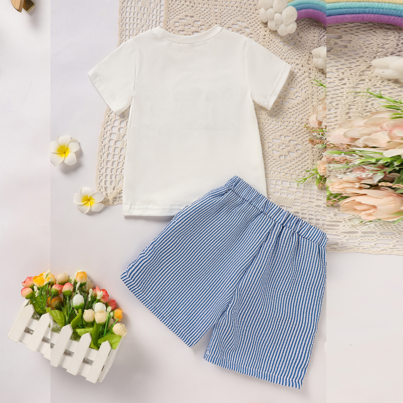 Conjunto Casual de Niño de 2 Piezas, Camiseta con Conejo y Zanahoria Bordada y Pantalones Cortos con Bolsillos Rayados — imagen 3