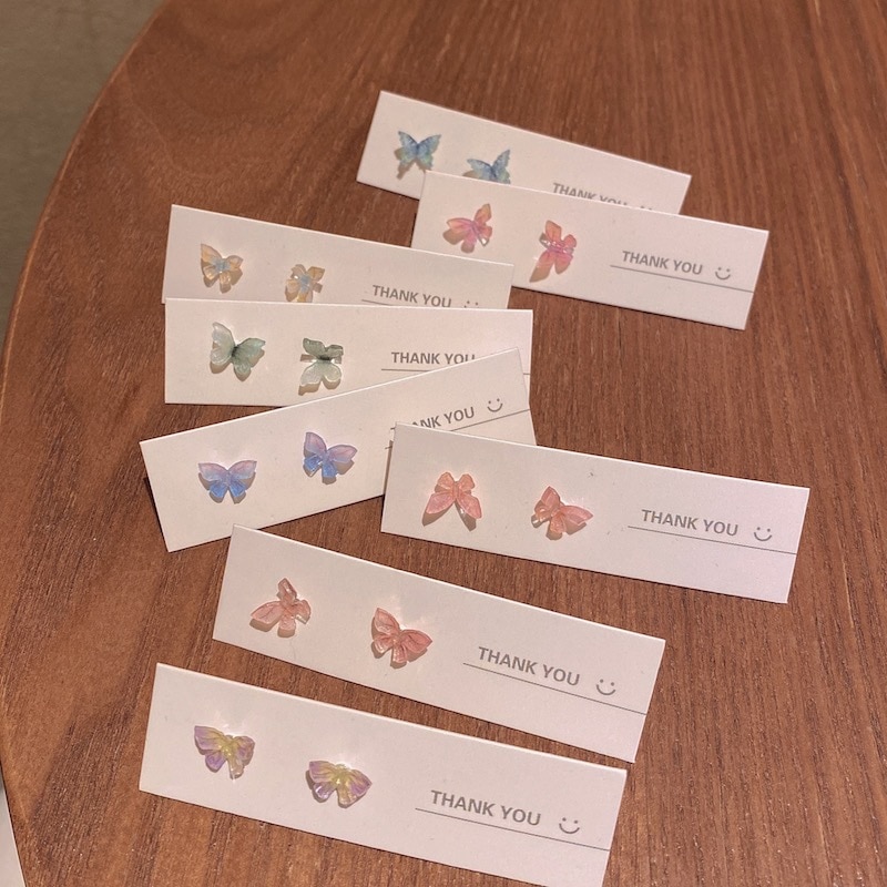 Juego de Pendientes de Mariposa Stereo Fashion Fairy: Pequeños, Simples, de Diseño Niche, Hipoalergénicos, de Celebridad Online — imagen 3