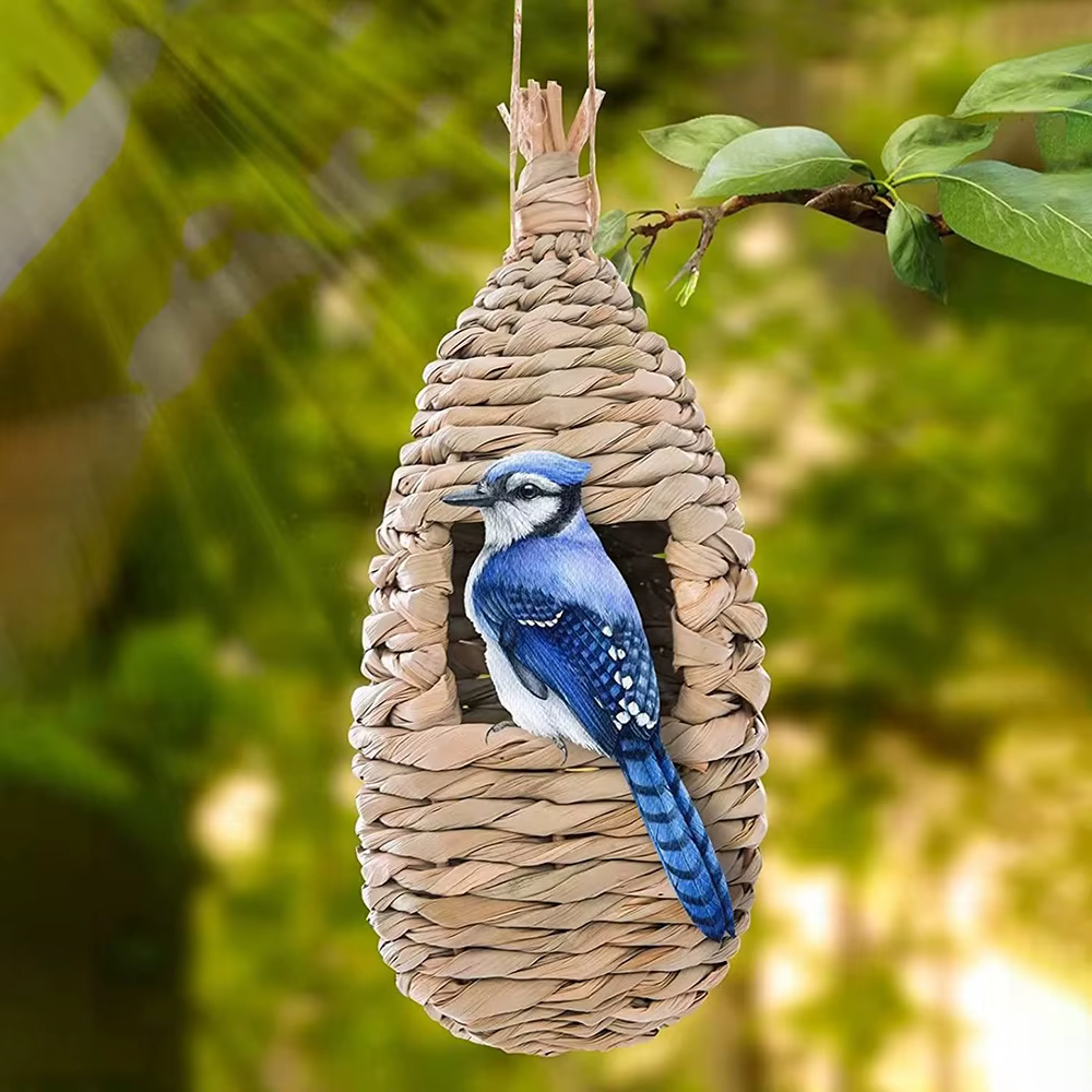 Casa de pájaro artesanal para exterior con diseño tejido creativo para colgar - Nido de pájaros decorativo para jardín — imagen 1