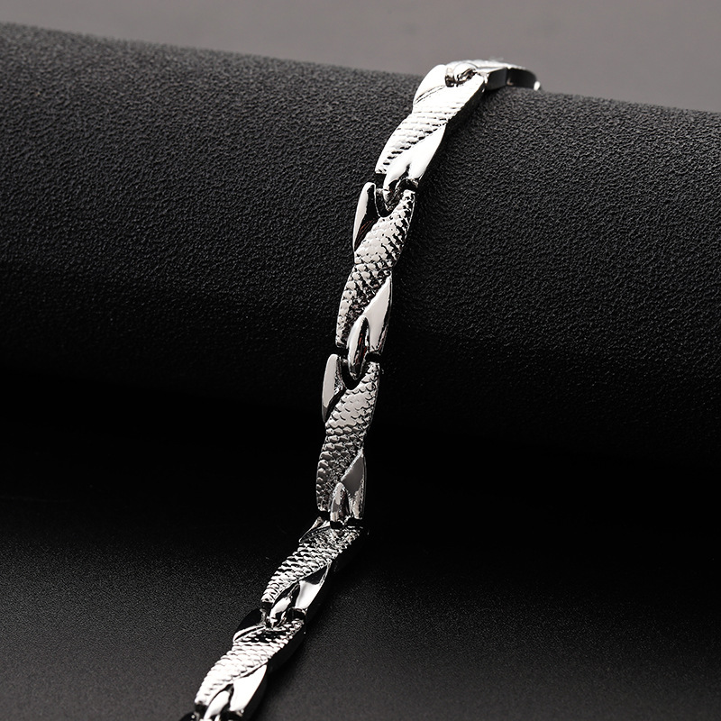 Cinturón de Oro con Diseño Dragón Geométrico para Hombre y Mujer - 7mm Ancho, Acero Inoxidable y Titanio — imagen 6