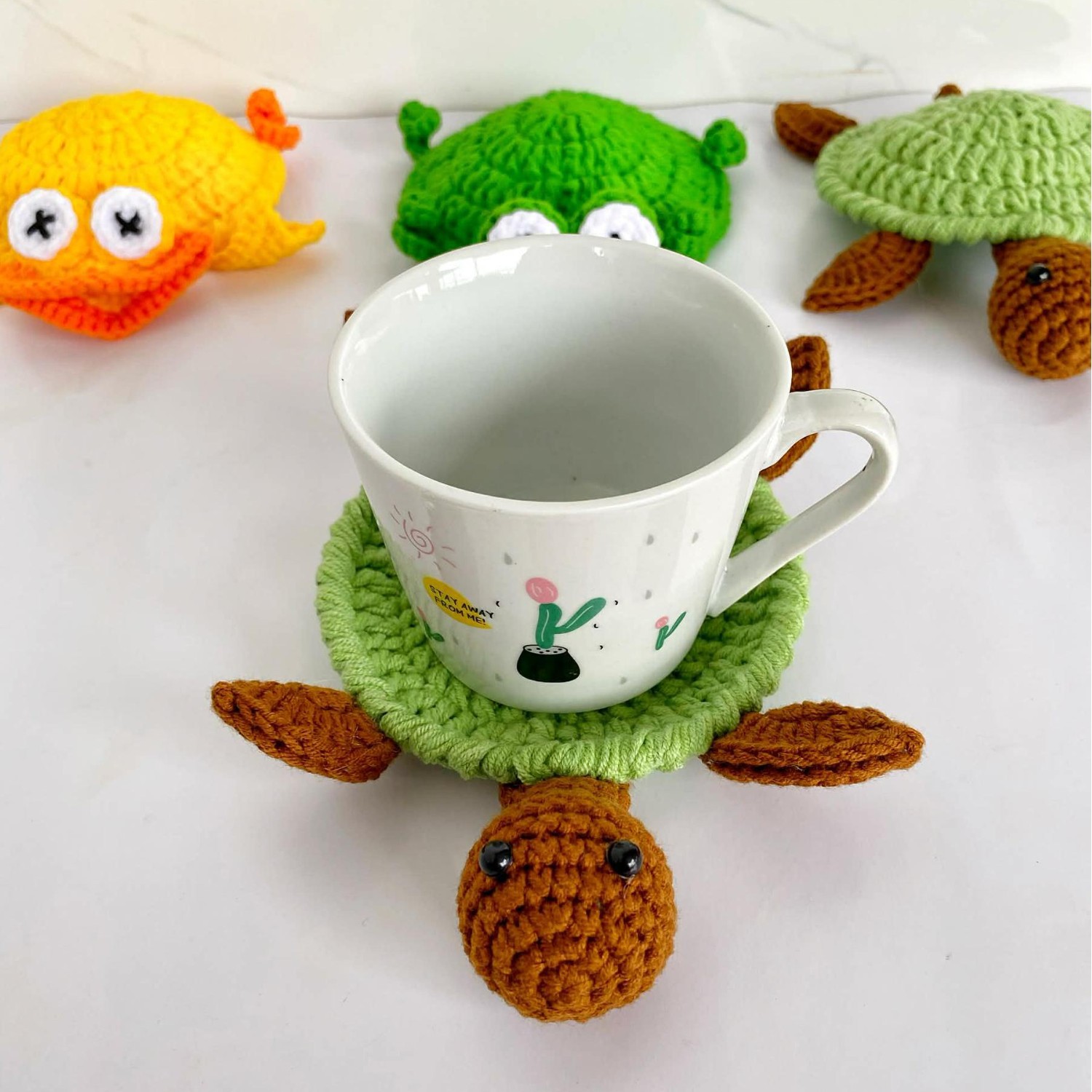 Handmade Crochet Animal Coasters Turtle Squirrel Heat Insulating Pad Creative Desk Coaster Home Decor — image 5