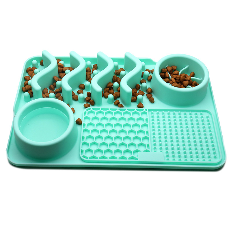 Dog Silicone Licking Pad Pet Licking Mat Silicone Smelling Mat Multifunctional Food Bowl Pets Supplies — image 7