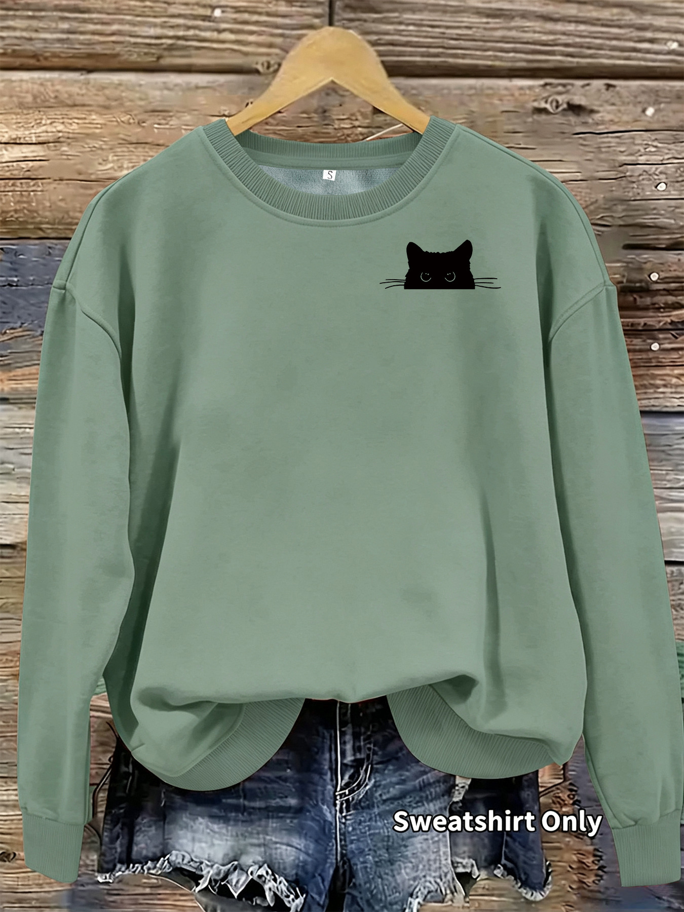Black cat printed fleece hoodie — image 9