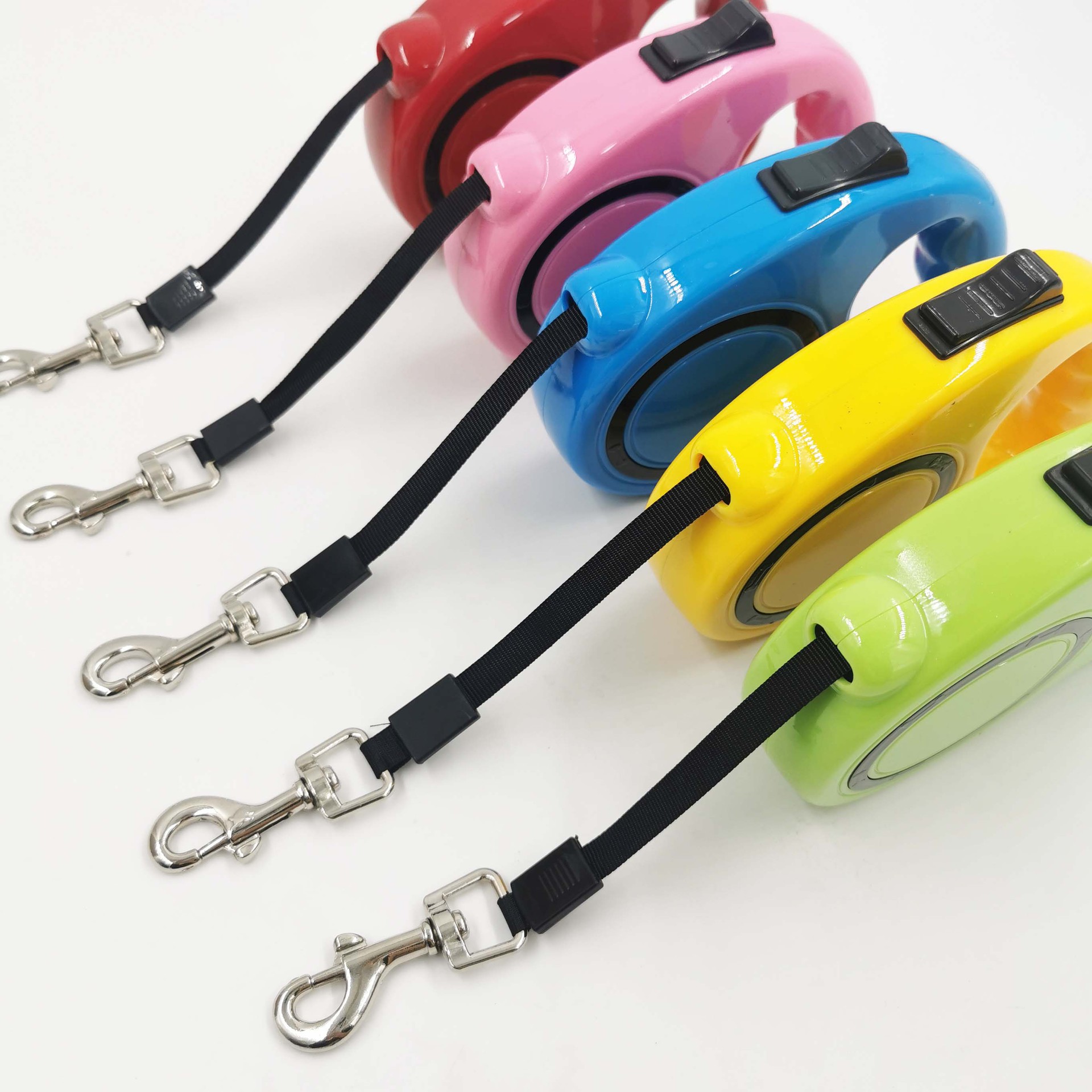 Pet Automatic Telescopic Traction Rope Black Circle Candy Colored Dog Traction Device Portable Dog Rope Dog Chain — image 3