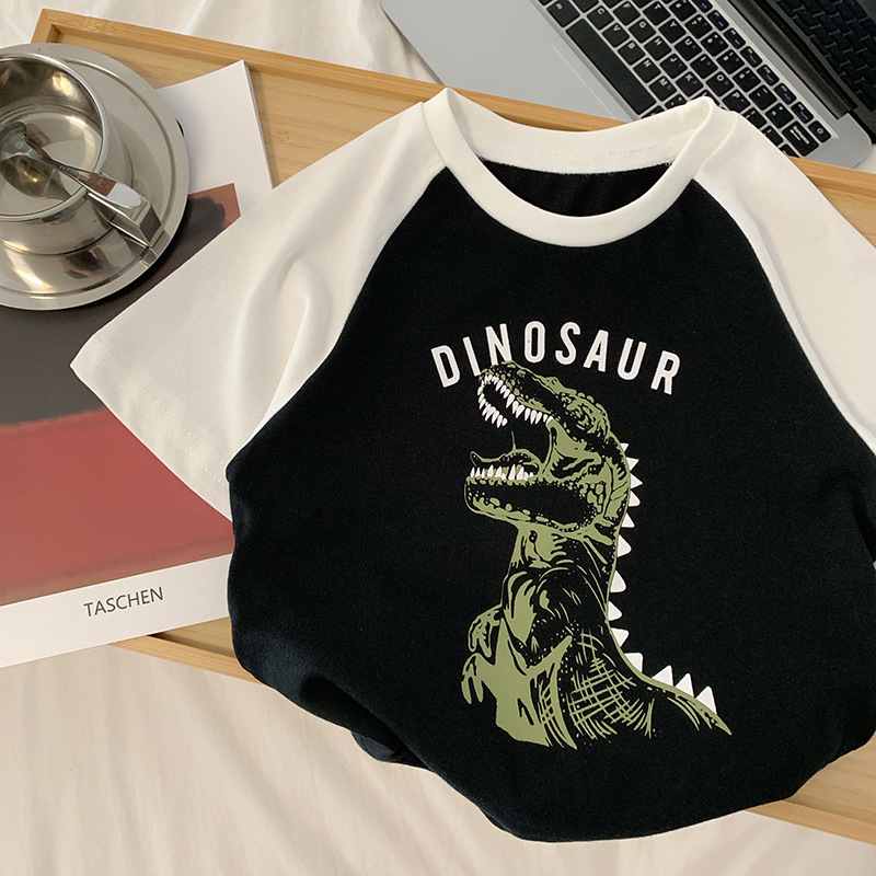 Children's short sleeved t-shirt cartoon dinosaur — image 1