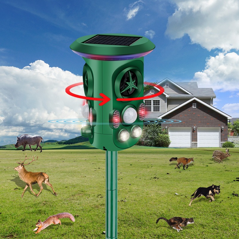 360° Solar Animal Repeller Animal Alarm Intelligent Sensor Cat and Dog Repeller — image 1