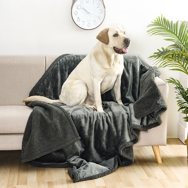 Pet waterproof blanket thickened pet blanket dog house — image 7