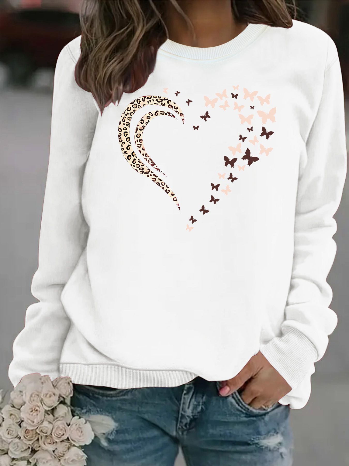 Love butterfly printed hoodie — image 7