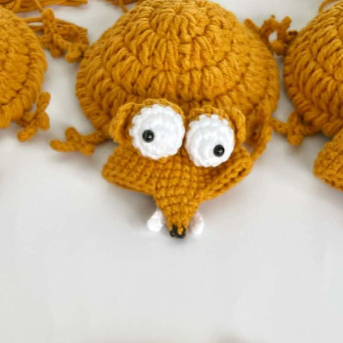 Handmade Crochet Animal Coasters Turtle Squirrel Heat Insulating Pad Creative Desk Coaster Home Decor — image 8