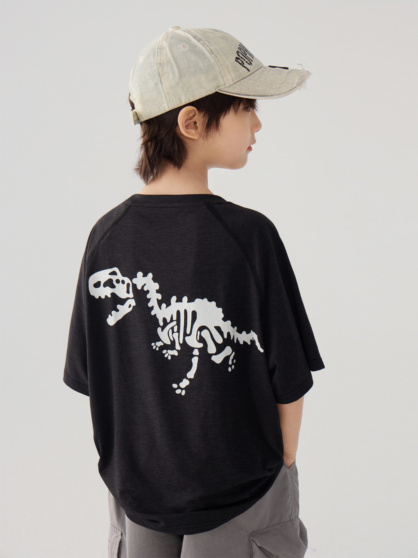 Cool Breathable Quick-Dry T-Shirt for Boys, Night Light Dinosaur Print — image 4