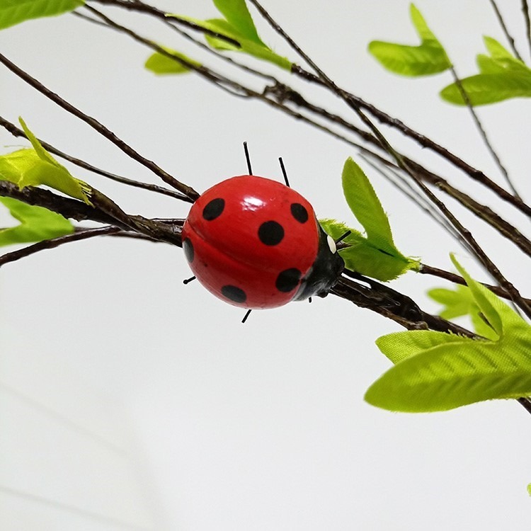 Simulated Bees Decorate Frog Animals Seven Star Ladybird Model Insect Ornaments Farm Shooting Props Diy Creativity — image 3