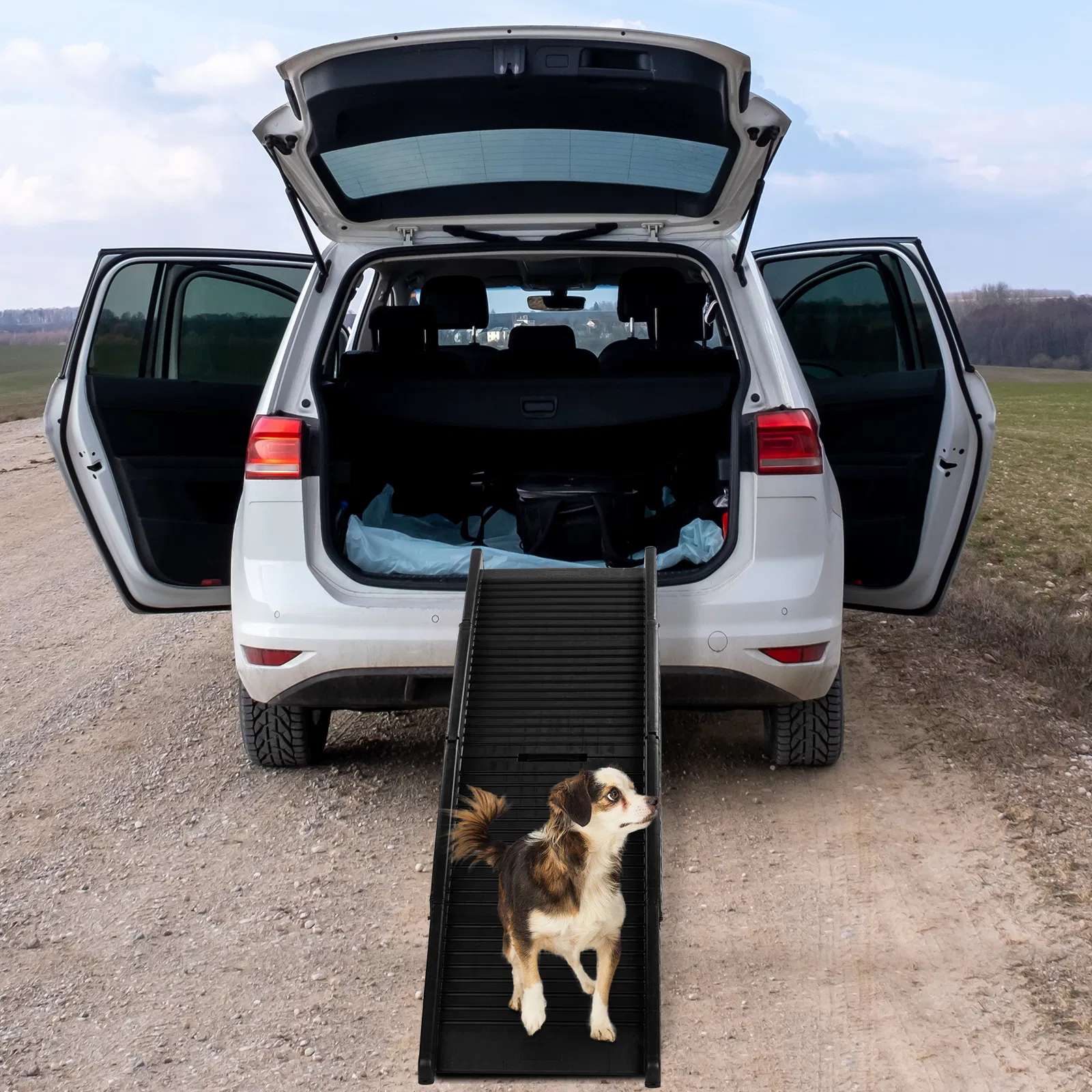 Nonslip Folding Dog Ramp, Tri-Fold Portable Lightweight Pet Ramp for Cars, Trucks and SUVs — image 4