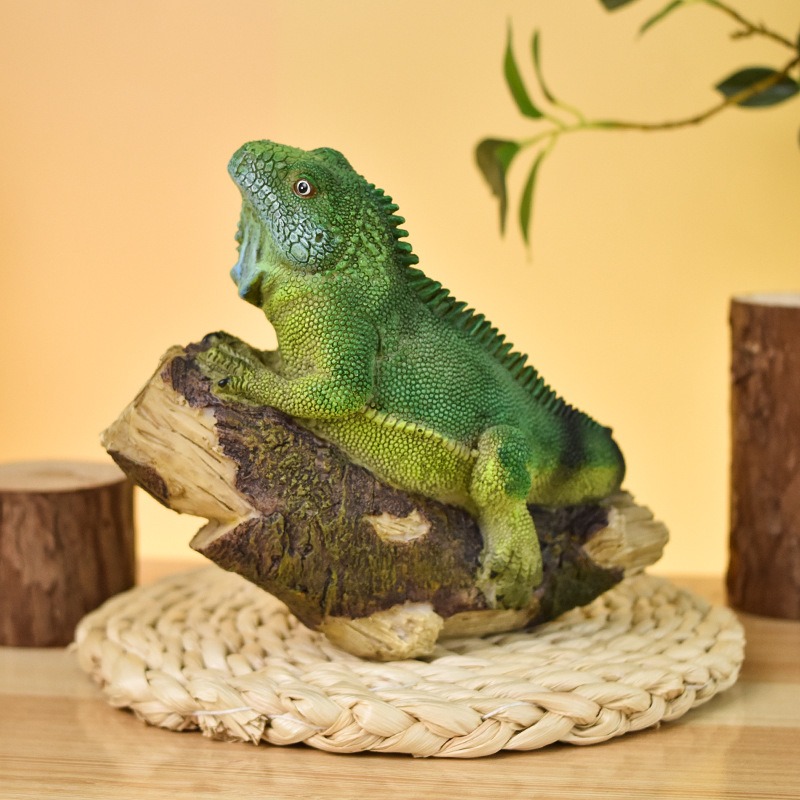 Lizard ornament home living room wine cabinet — image 3