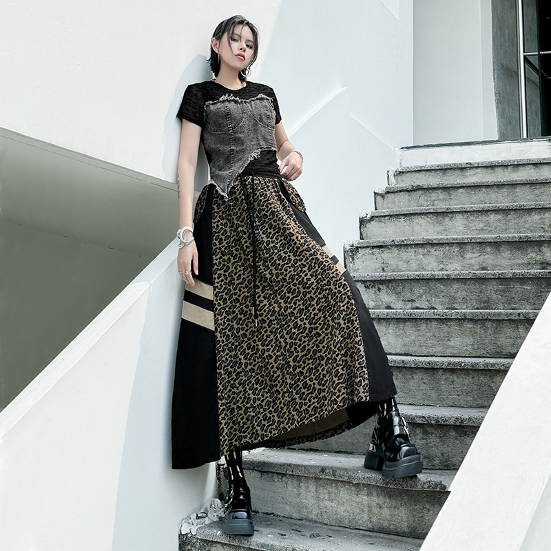 Retro camouflage leopard print denim high waisted skirt — image 3