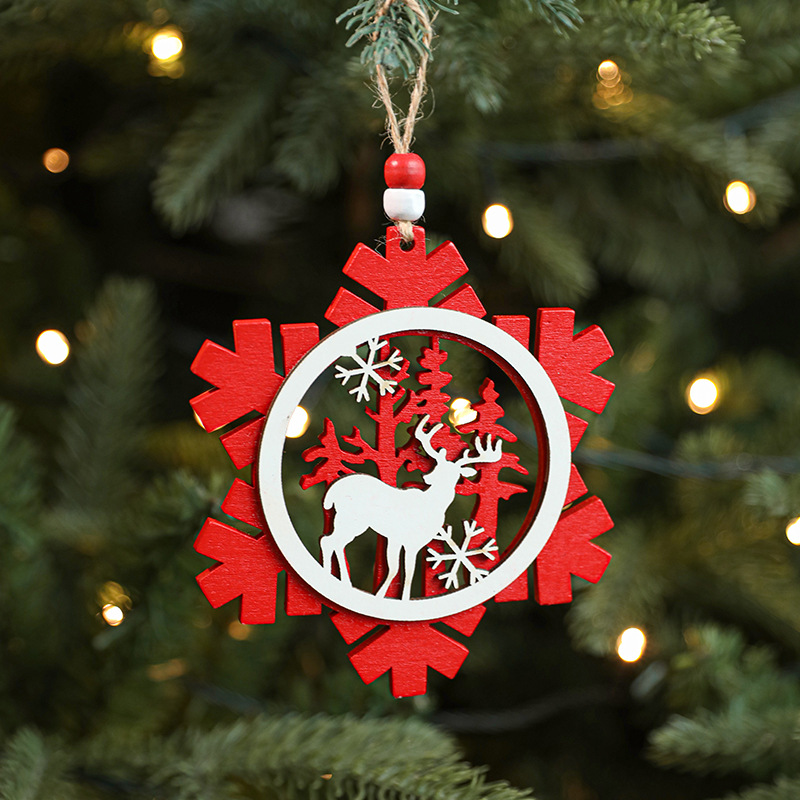 Christmas tree decorations, wooden creative pendants, reindeer houses, snowflakes, Christmas decorations, pendants — image 3