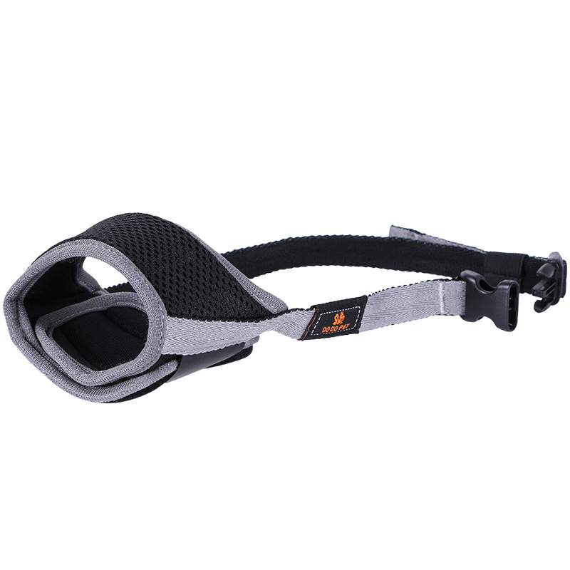 Mouth Cover To Prevent Eating Indiscriminately Large Labrador Dog — image 4