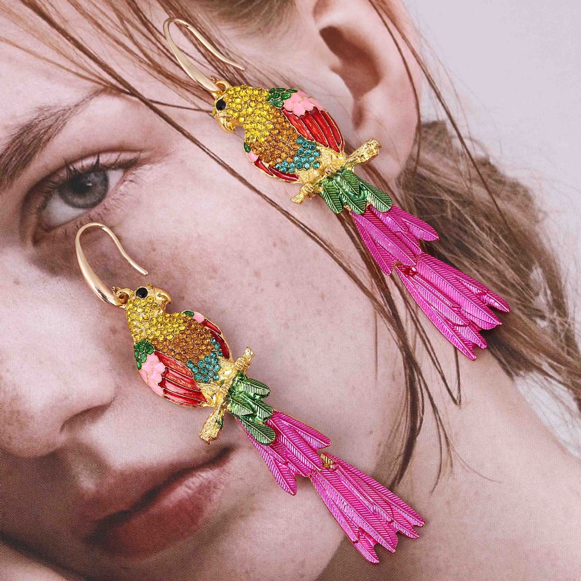 Pendientes de diamante tipo gota de aceite de loro de aleación, pendientes de animales, personalizados y de moda — imagen 3