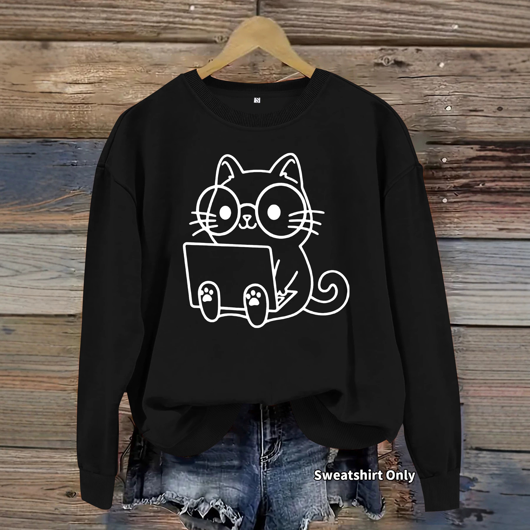 Loose velvet cartoon cat print hoodie — image 4