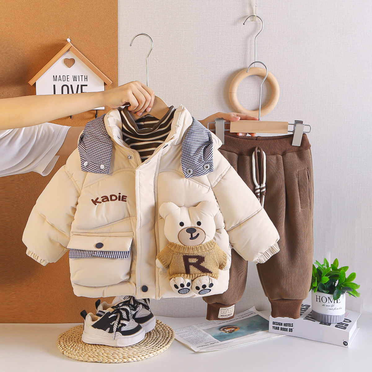 Boys Winter Warm Fleece-Lined 3-Piece Set Bear Pattern Cotton Padded Jacket Outfits Toddler Clothes — image 1