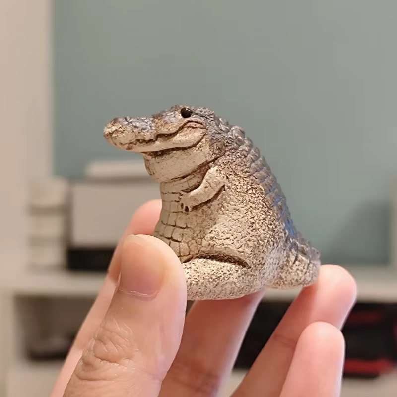 Decoraciones de Té para Mascotas: Crocodilo de Arcilla Púrpura, Ornaments de Ceremonia de Té Manual — imagen 3