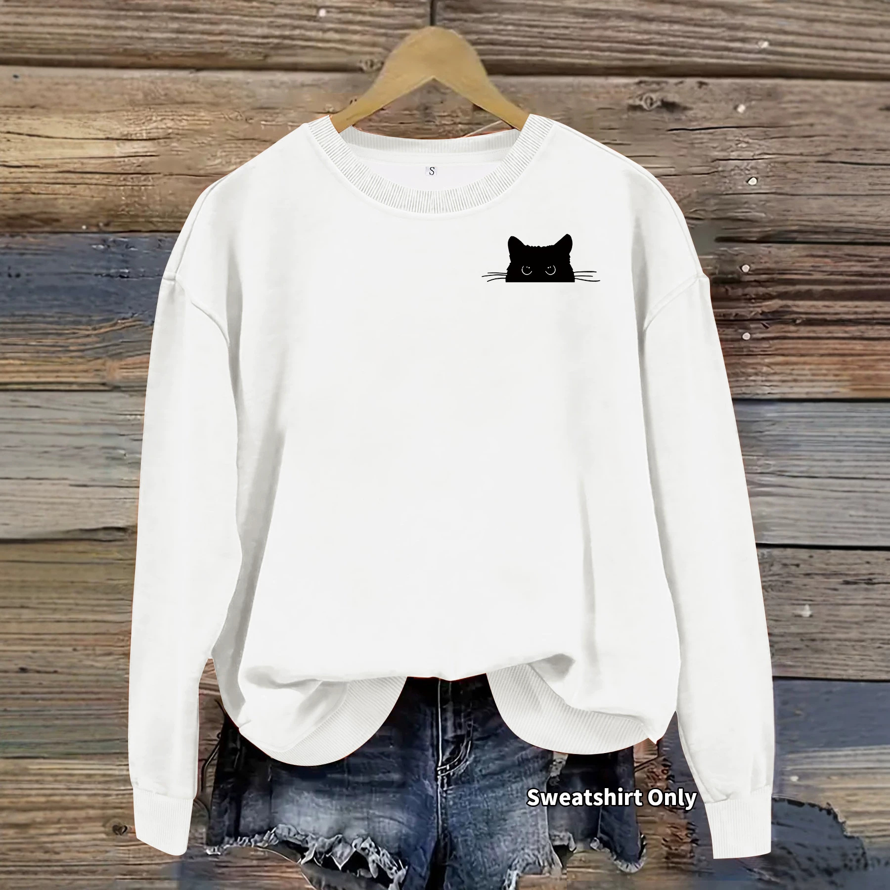 Black cat printed fleece hoodie — image 4