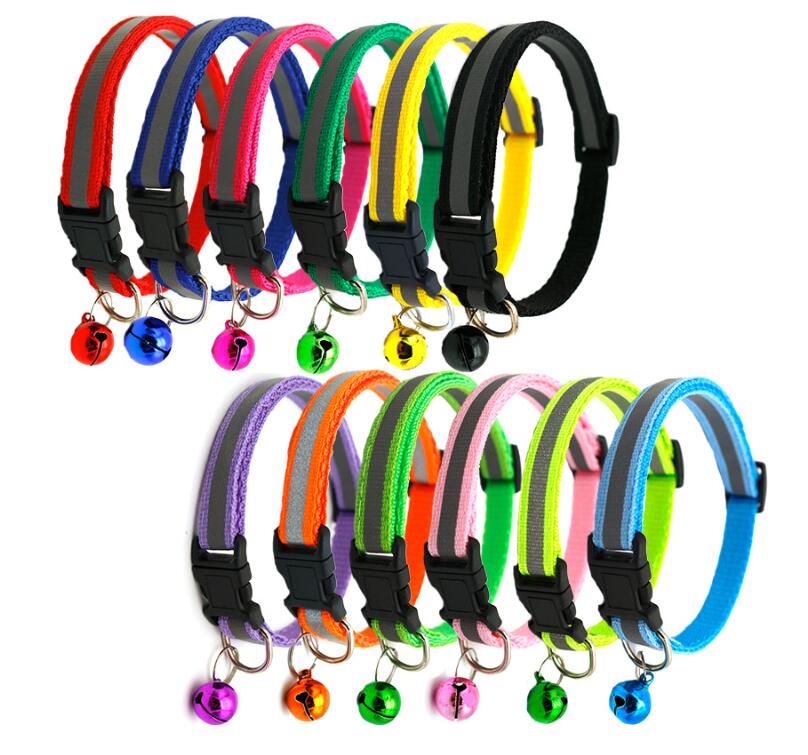 Collar reflejo de mascotas con parche reflectante para perros y gatos collar luminoso con campana — imagen 1