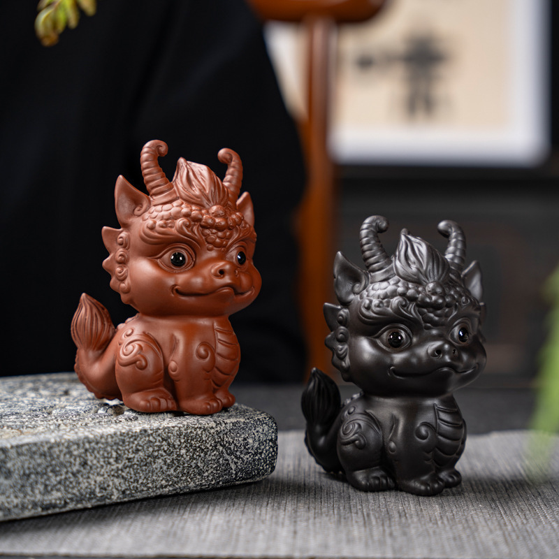 Purple Sand Wealth-Bringing Collectible Dual-Use Tea Table with Playful Zodiac Little Dragon Tea Pet Ornament — image 3