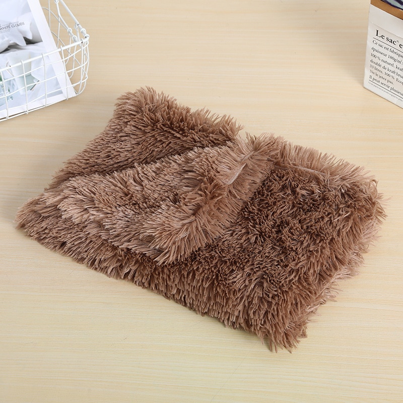 Manta de Plush para Perros y Gatos: Cubreleta Suave y Caliente para Dormir, Tamaño Pequeño, Medio, Grande — imagen 10