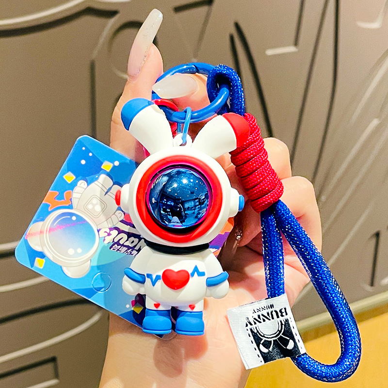 Cartoon Love Lightning Rabbit Key Chain Astronaut Personality Fashion Car Key Exquisite Pendant Student Bag Pendant — image 8